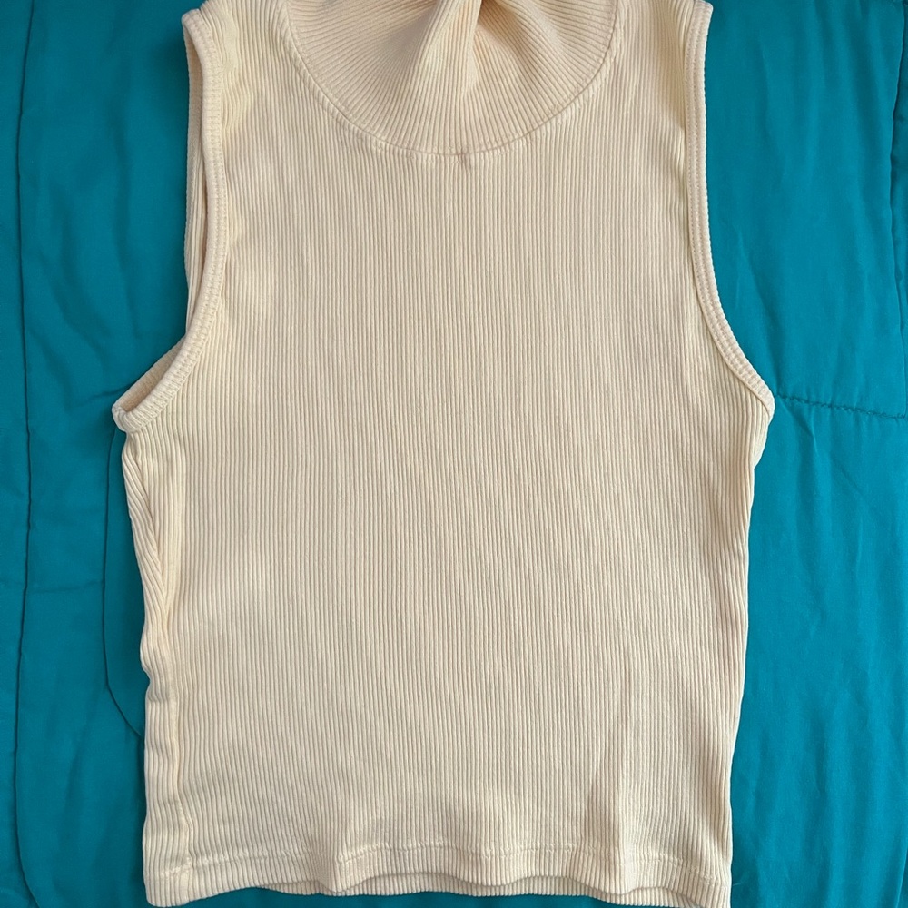 BBP yellow sleeveless turtleneck - P